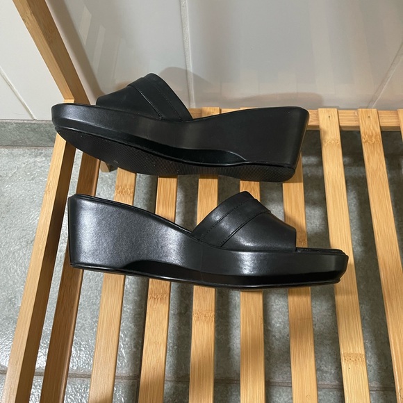 Nine West vintage leather wedge - Picture 3 of 3